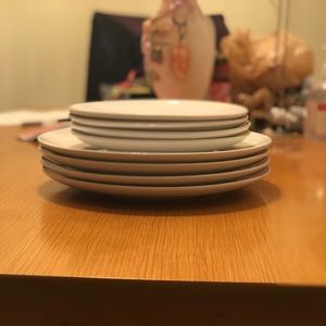 IKEA plate set